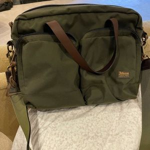 Filson Dryden Briefcase